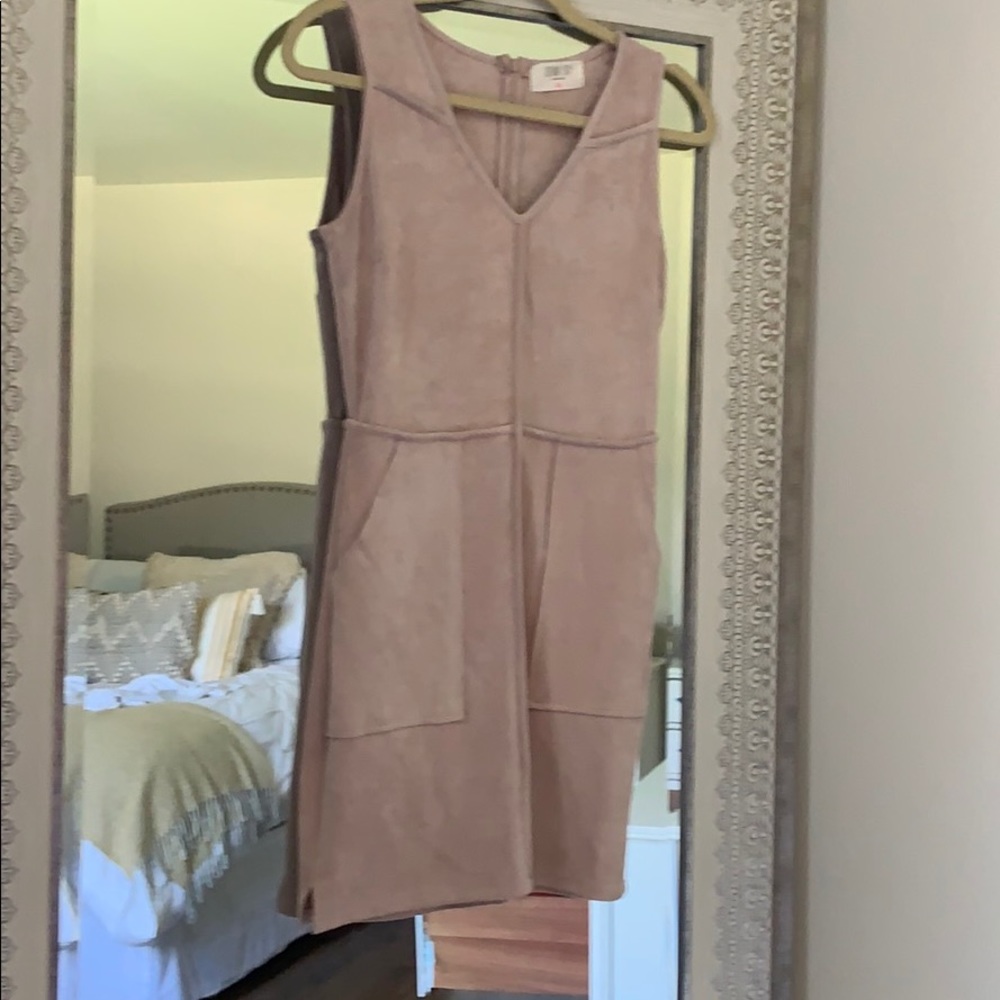 Pink/beige suede dress